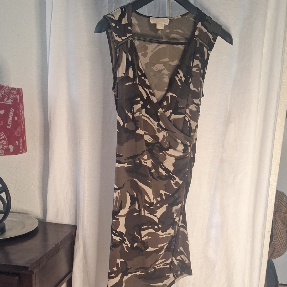 Sleeveless V-Neck Wrap Dress in Olive Camouflage